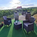 Апартаменты Lugas *